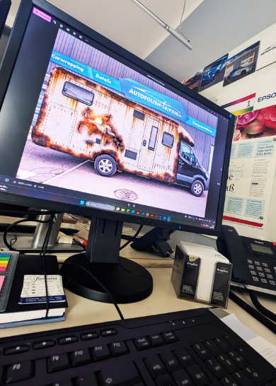 Autofolien Leipzig - CarWrapping, Vollverklebung, Teilverklebung